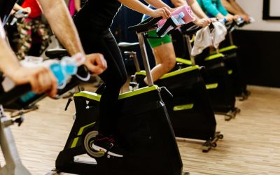 Dépasse-toi sur le terrain : comment le sport peut transformer ta vie